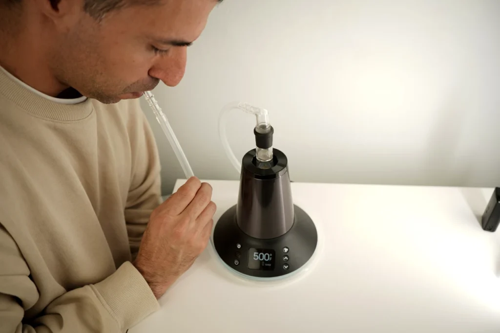 Arizer XQ2 Taking a hit