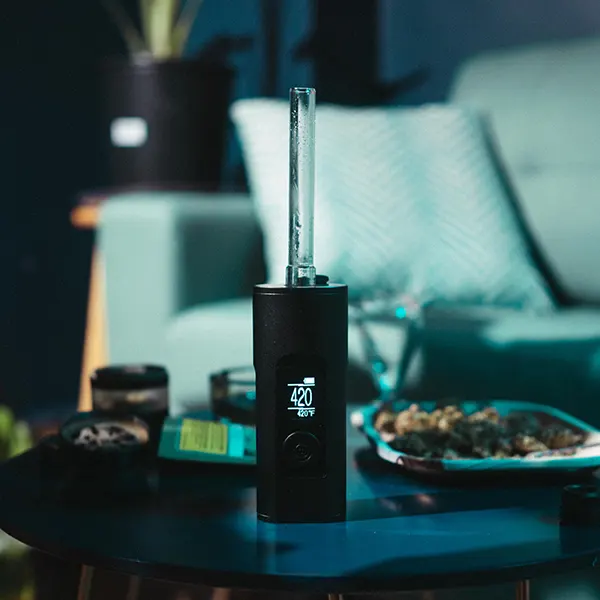 Arizer Solo 2 front profile ready to vape