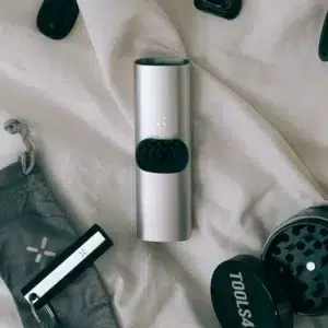 Pax 3 Front profile with Mouthpiece