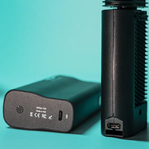 Utillian 722 vs Crafty+ Charging ports