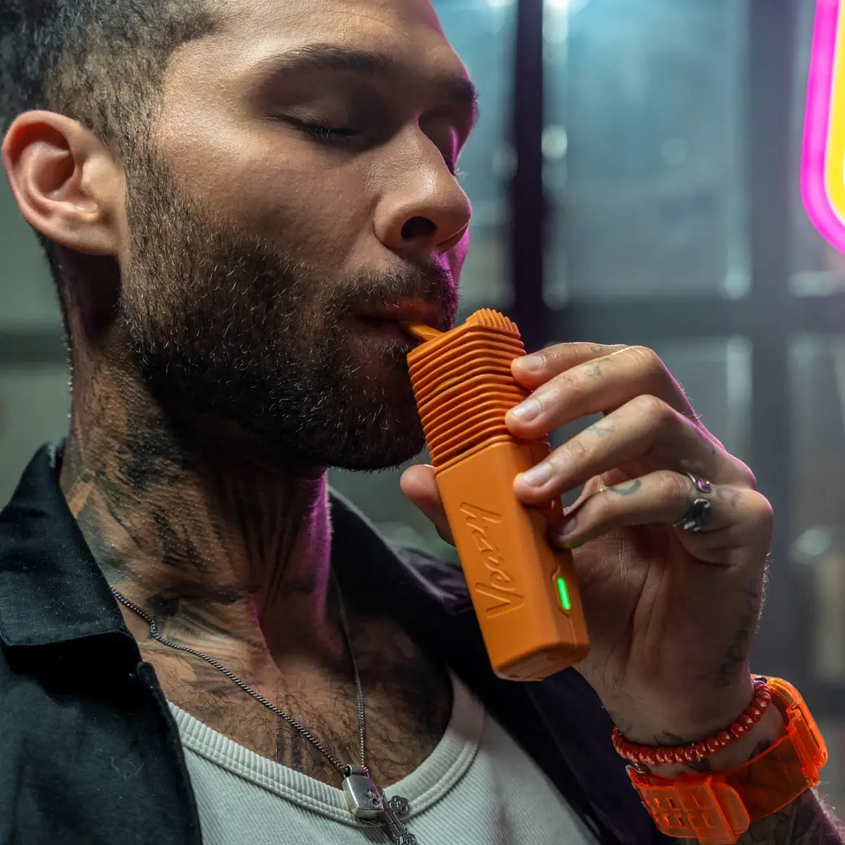 Veazy Vaporizer Orange